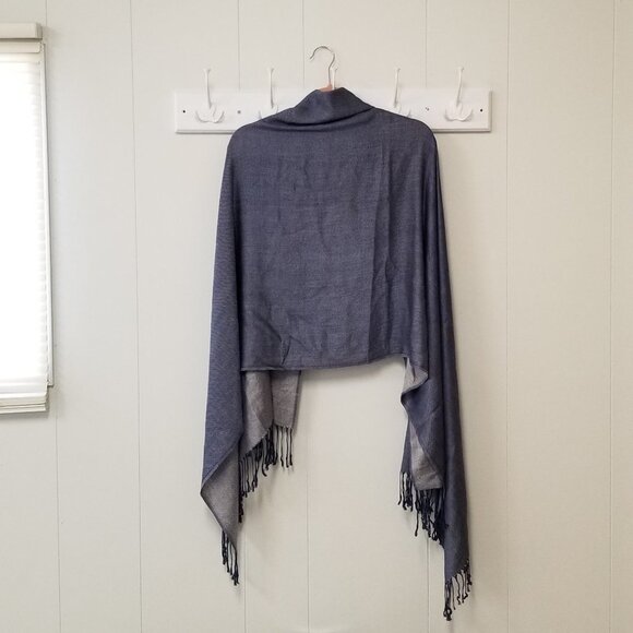 BUNDLE of 4 Lovely Scarfs/Wraps/Shawls - Picture 9 of 9